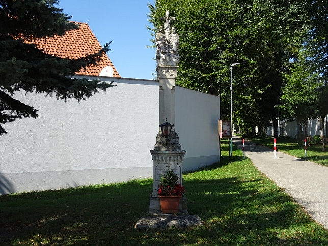 Neudorf bei Parndorf, Dreifaltigkeitssule