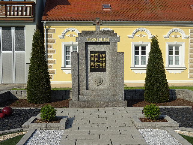 Grobachselten, Kriegerdenkmal
