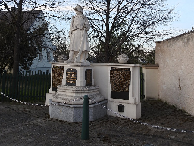 Breitenbrunn, Kriegerdenkmal