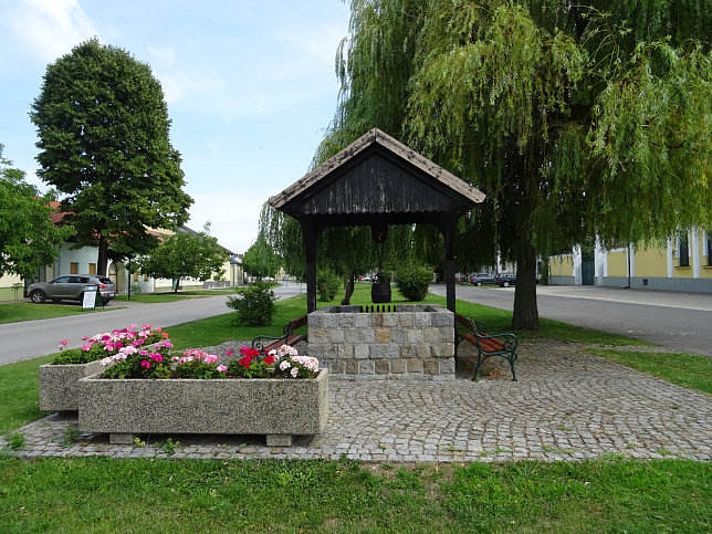 Deutsch Jahrndorf, Brunnen