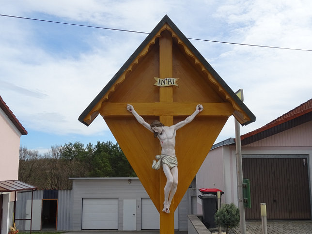 Neuberg, Kreuz Untere Hauptstrae