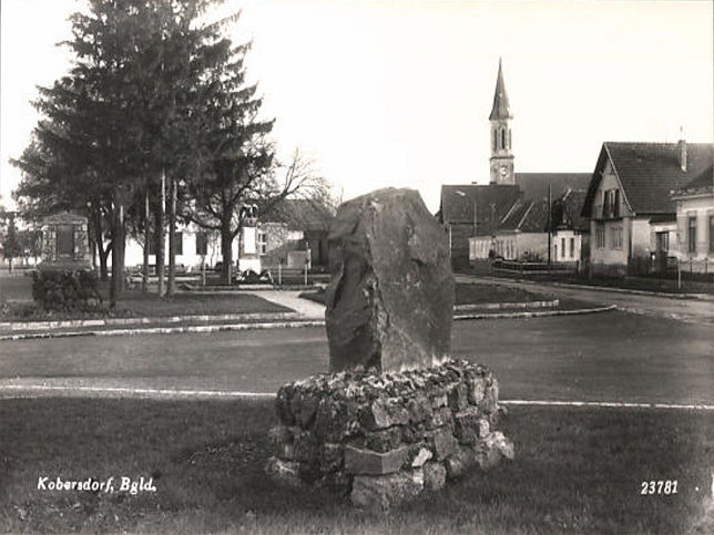 Kobersdorf, Gedenkstein