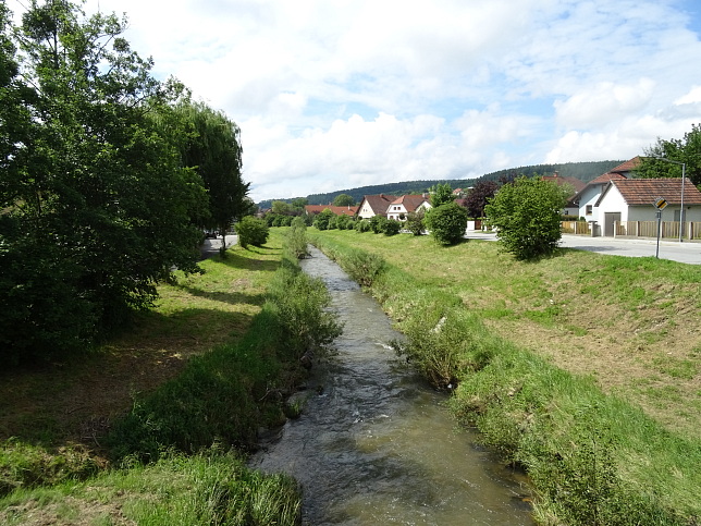 Gerichtsbergweg W65