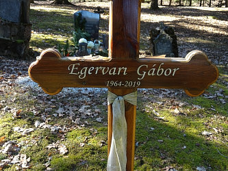 Friedhof Nemesmedves (Ginisdorf)