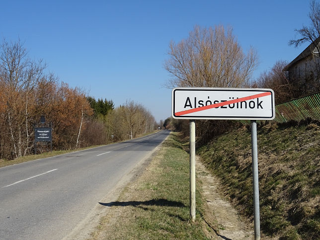 Alsszlnk, Ortstafel