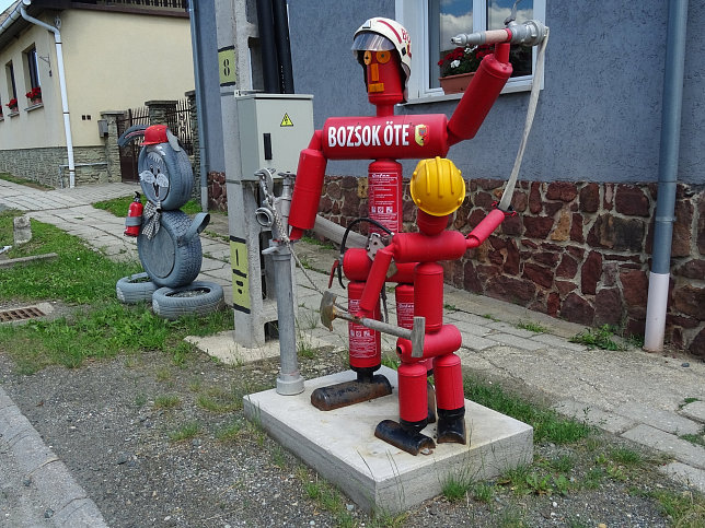 Bozsok, Feuerwehr