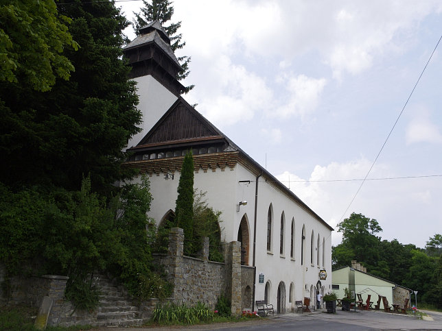 Brennbergbnya, Kirche