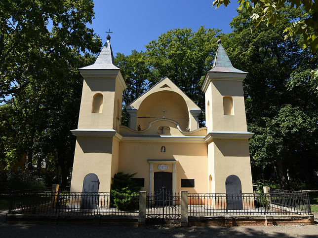 Celldmlk, Kirche