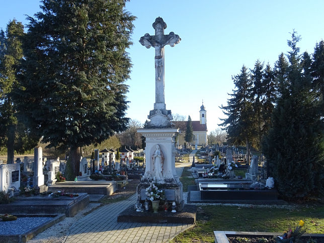Csknydoroszl, Friedhof