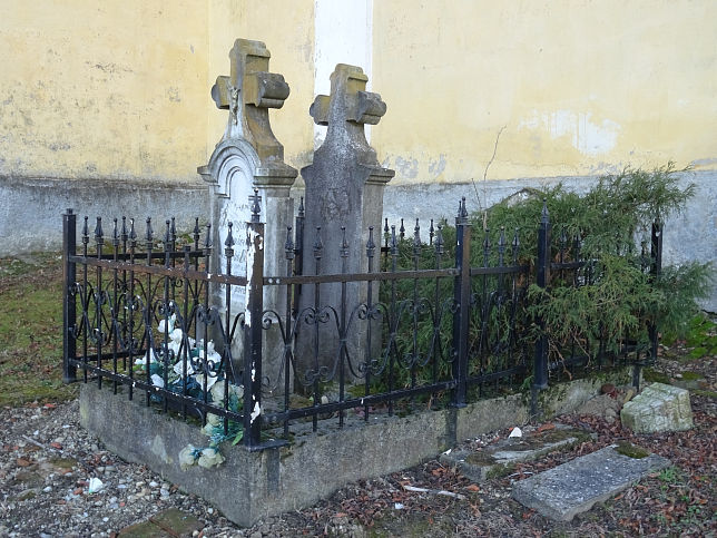 Csknydoroszl, Grabstein Baumgartner Ignczn