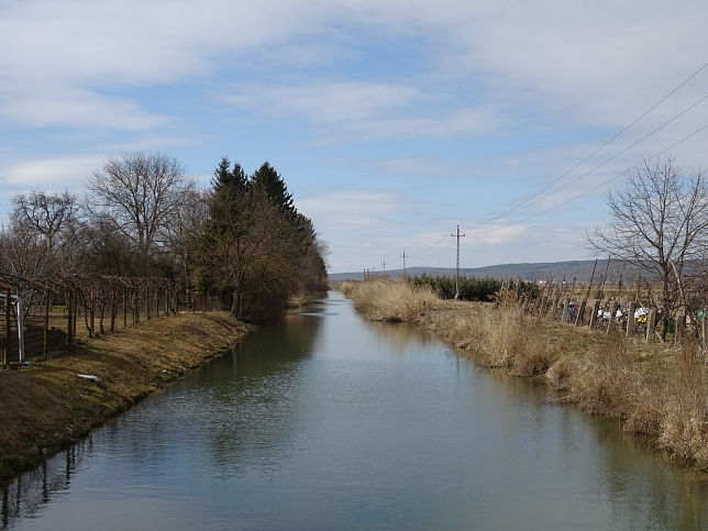 Csrtnek, Mhlenkanal (Malom-csatorna)