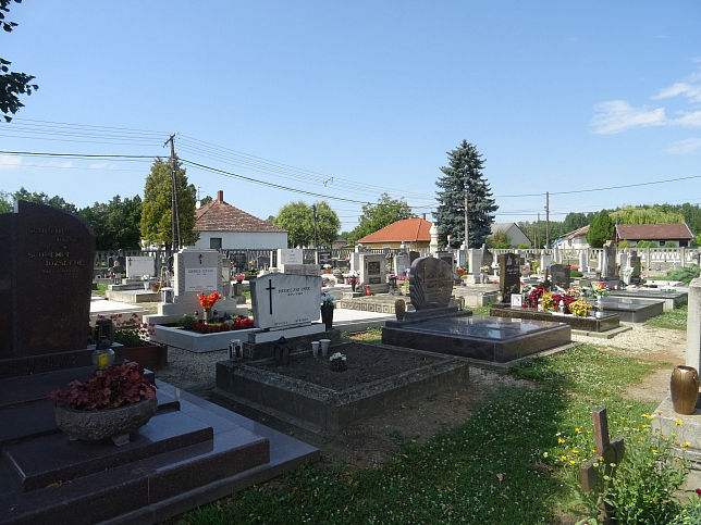 Dunakiliti, Friedhof