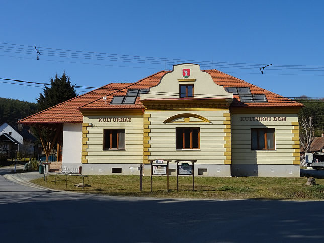 Felsőszlnk, Kulturhaus (Kultrhz)