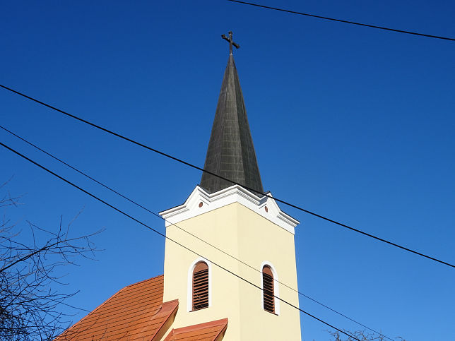 Kemestardfa, Kirche Hl. Jungfrau Maria von Sarls