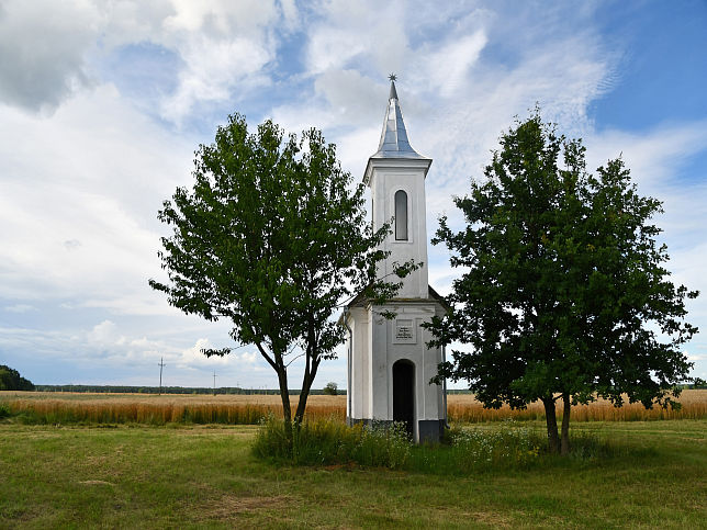 Kerkskpolna, Grabkapelle Familie Avas