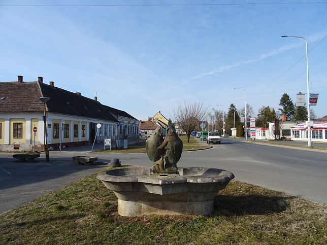 Krmend, Fischbrunnen