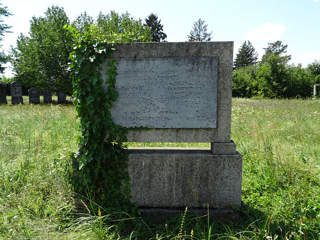 Krmend, Jdischer Friedhof