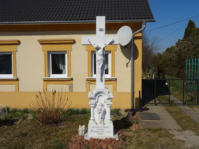 Krmend, Kreuz Peszeszr