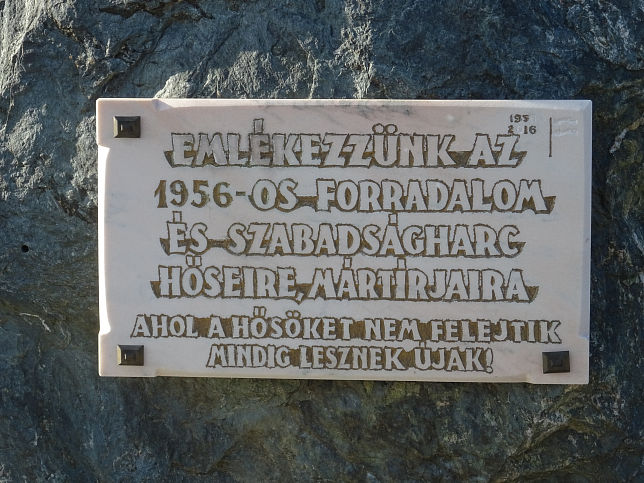 Magyarndalja, Denkmal 1956