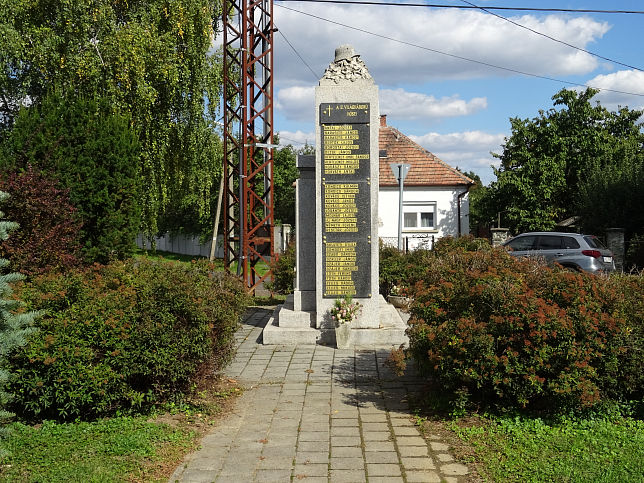 Nrai, Kriegerdenkmal