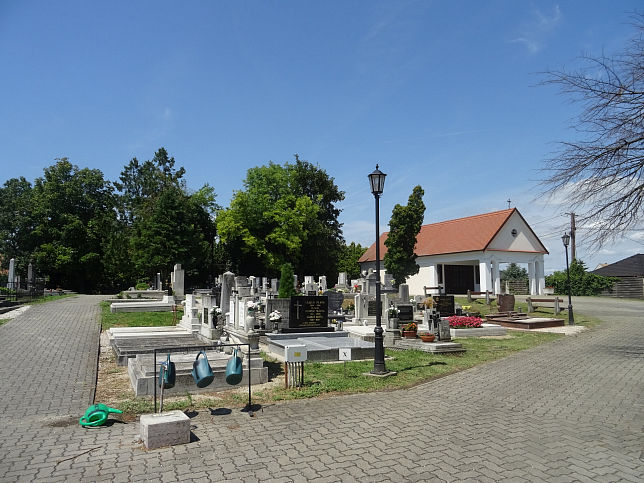 Rajka, Friedhof