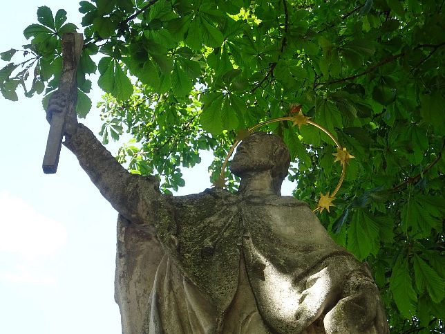 Rajka, Statue des Heiligen Johannes Nepomuk