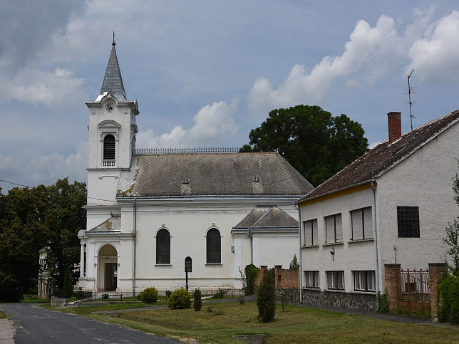 Rpceszentgyrgy, Kirche