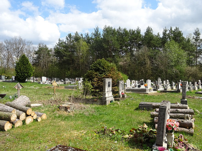 Szalaf, Friedhof