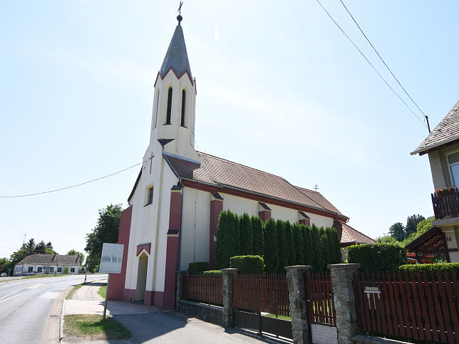 Szeleste, Kirche der Jungfrau Maria