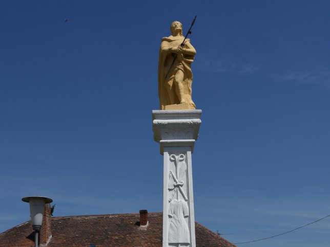 Vasszilvgy, Christus-Statue