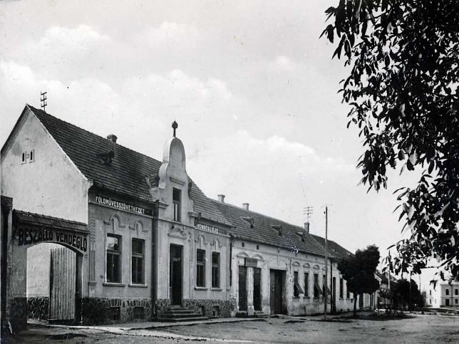 Jnoshza, Gasthaus Beszll