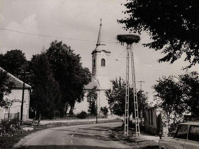 Nygr, Kirche St. Imre