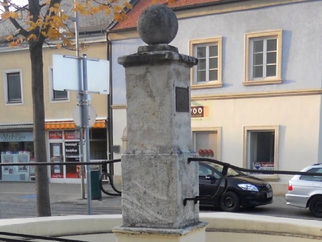 Brunnen, Domplatz