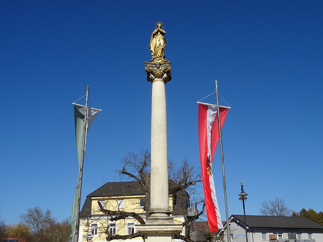Burgau, Mariens�ule