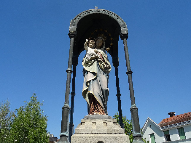 St. Michael, Marienstatue