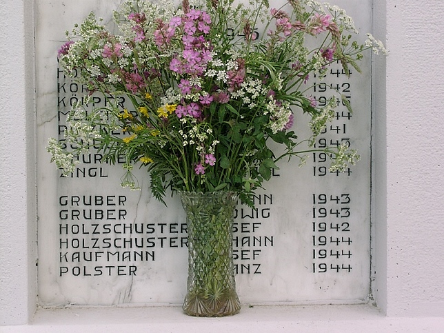 Unterkohlsttten, Kriegerdenkmal