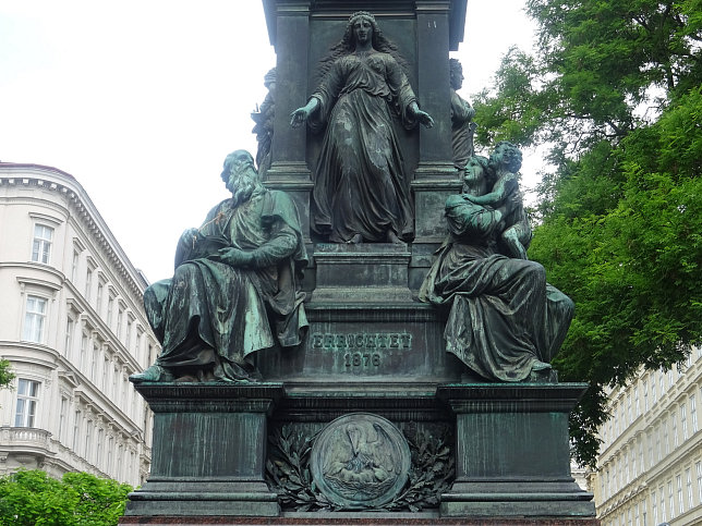 Schillerdenkmal