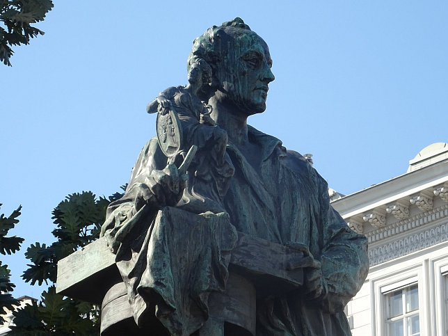 Georg Raphael Donner-Denkmal