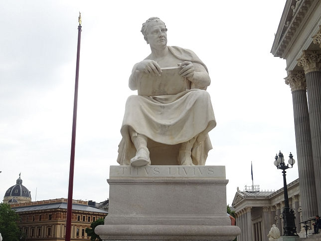 Titus-Denkmal bzw. Livius-Denkmal