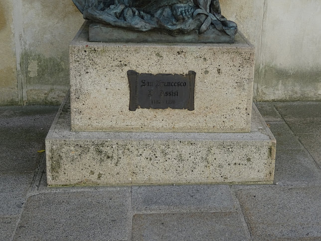 Franz von Assisi-Denkmal