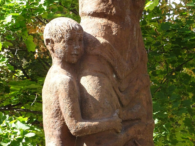 Bertha-von-Suttner-Denkmal