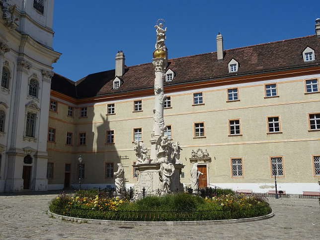 Mariens�ule am Jodok-Fink-Platz