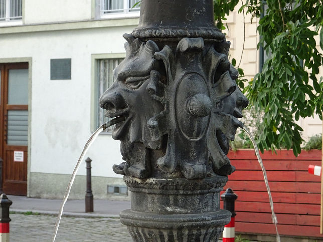 Zierbrunnen Tulpengasse (Schlosserplatzl)