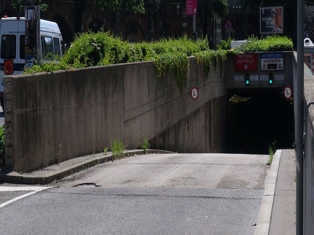 Rettungstunnel AKH