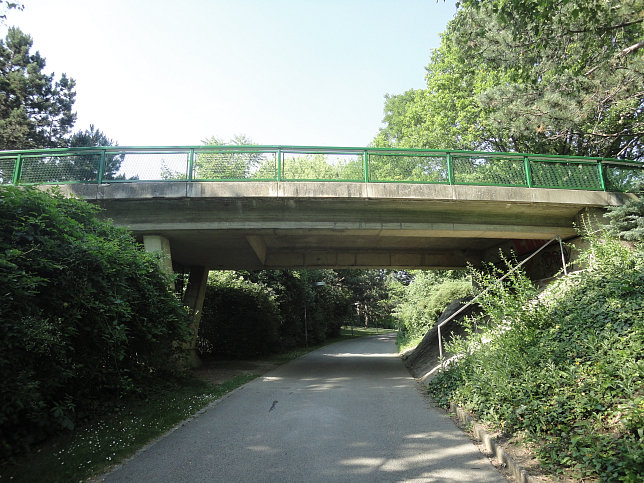 Hauptwegbrcke im Gelnde der WIG 74