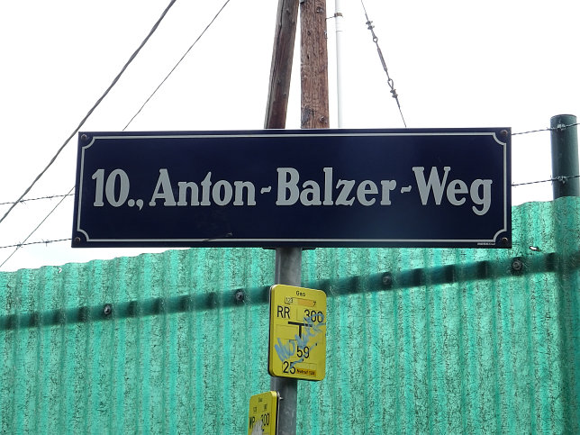 Unterfhrung Anton-Balzer-Weg