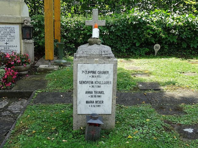 Familiengrab der Drittordens-Gemeinde Wien der Franziskanerkirche OFS (Ordo Franciscanus Saecularis)