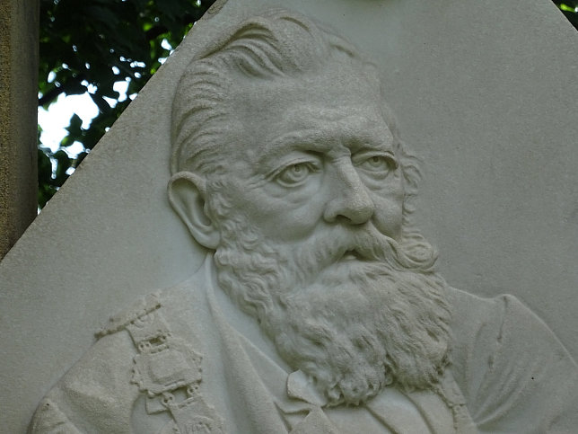 Eduard Uhl