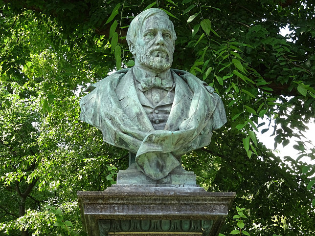 Eduard Herbst