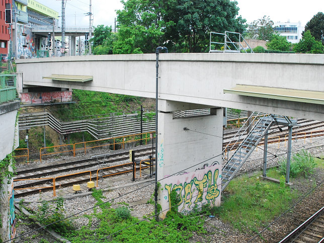 Einbautensteg U6, neben B 1224 (Stber-Gunther-Gassenbrcke)